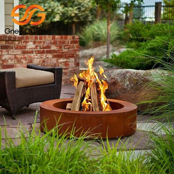 Backyard Large Metal Fire Pit