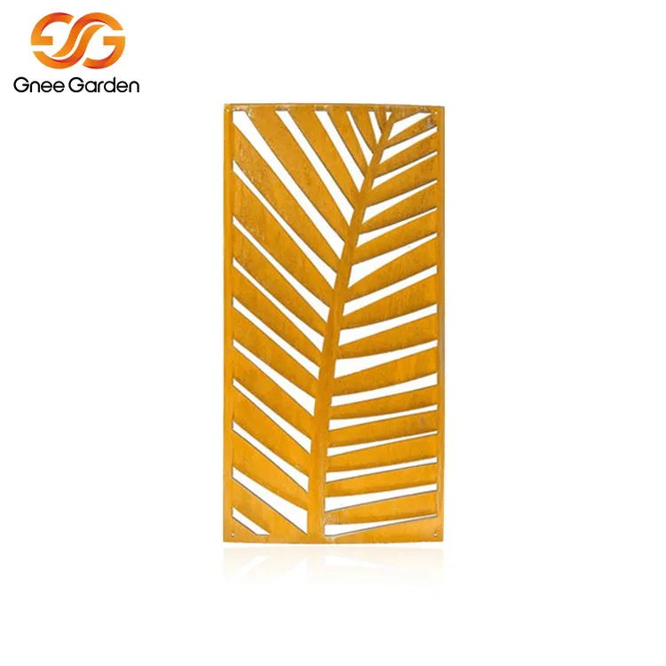 Scáileáin Príobháideachta Gairdín Cruach Corten