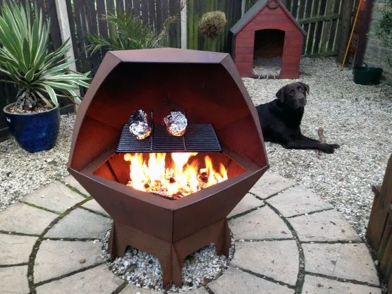 Cistin Allamuigh Cruach Corten