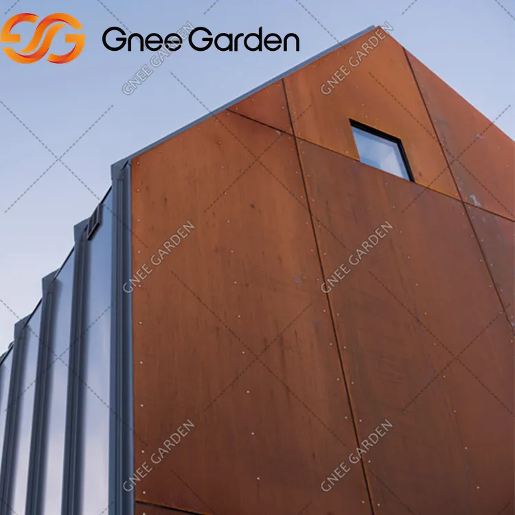 Cuirtín Miotal Facade Balla Cluaineachta Balla Cruach